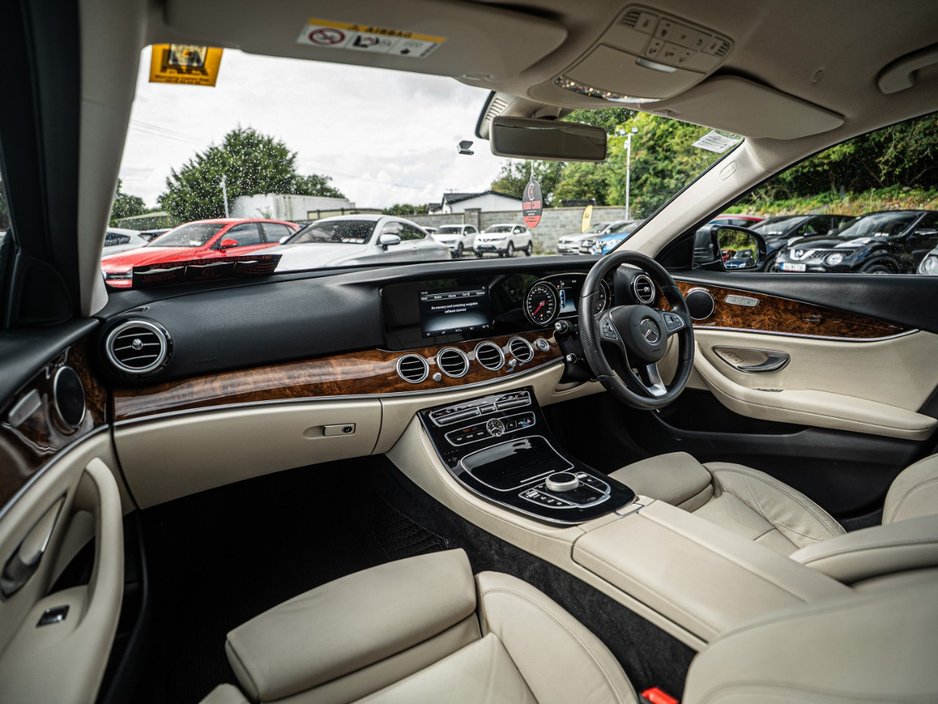 Mercedes-Benz E Class 2016 Merc E220 Automatic/1 Owner/6m Warranty — photo 9