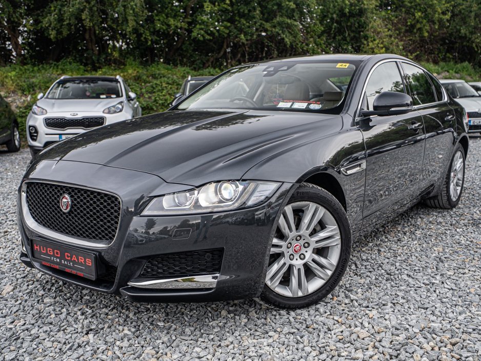 Jaguar XF 2019 Jag 2.0d Auto/New Chain/1 owner/Warranty — photo 4