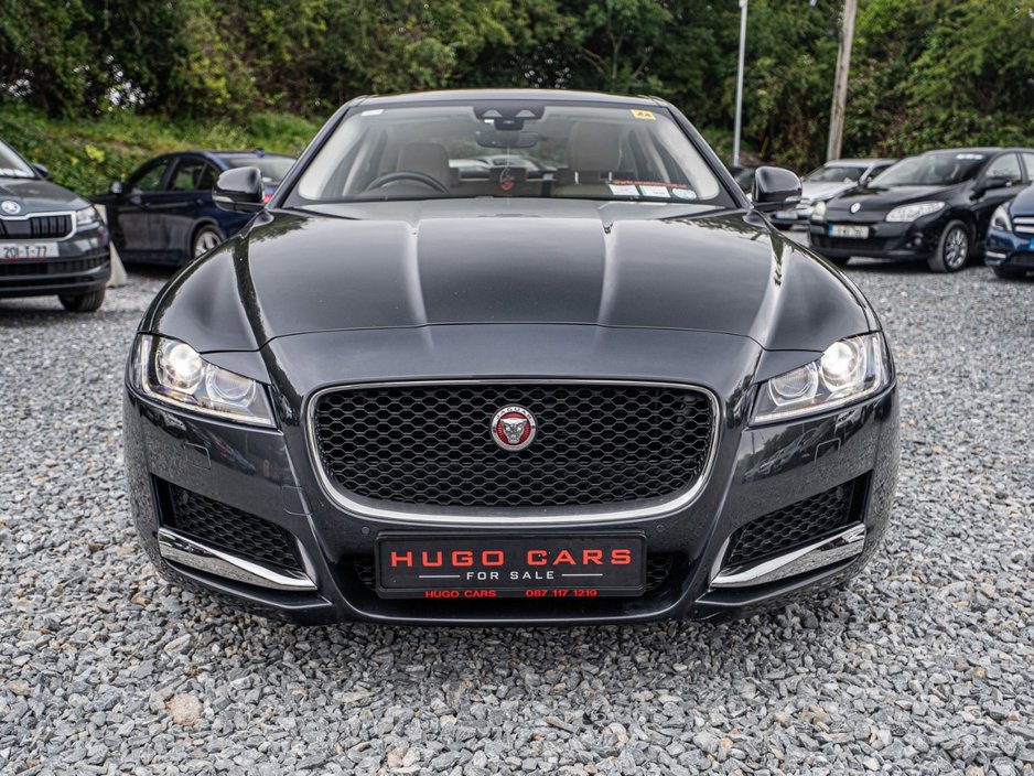 Jaguar XF 2019 Jag 2.0d Auto/New Chain/1 owner/Warranty — photo 9
