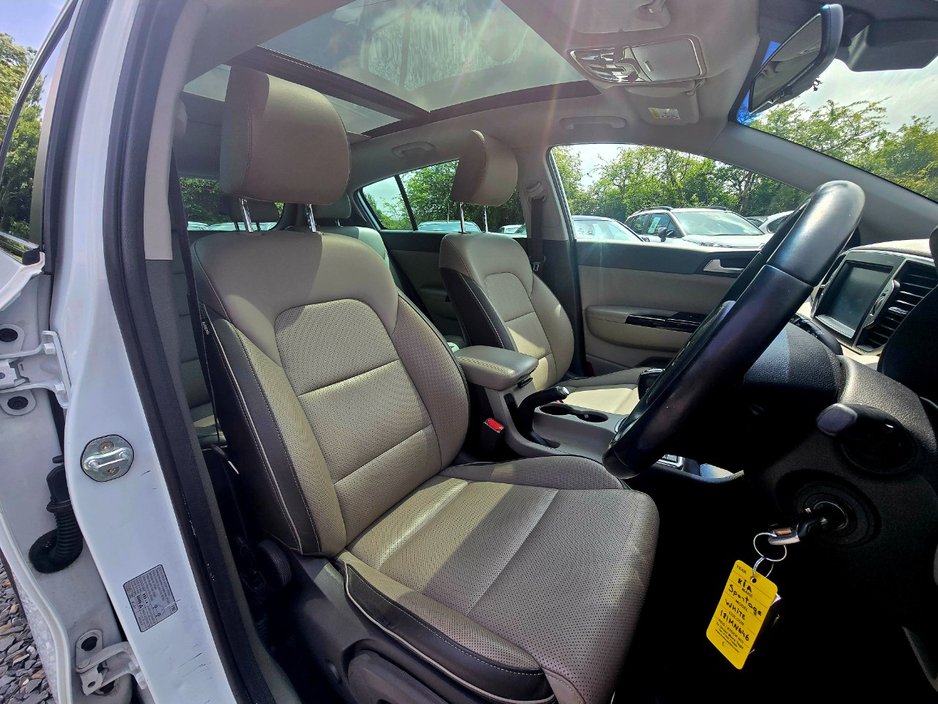 Kia Sportage 2018 1.7d PLATINUM/High spec/1yr warranty — photo 7