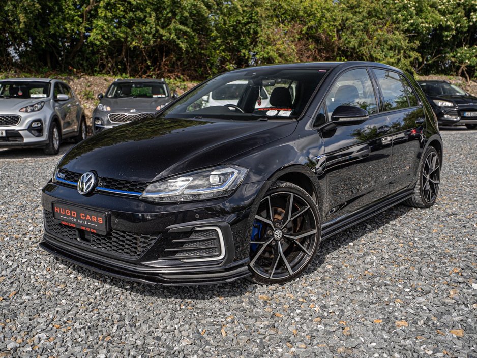 Volkswagen Golf 2018 GTE 1.4 Hybrid/High spec/Warranty — photo 4
