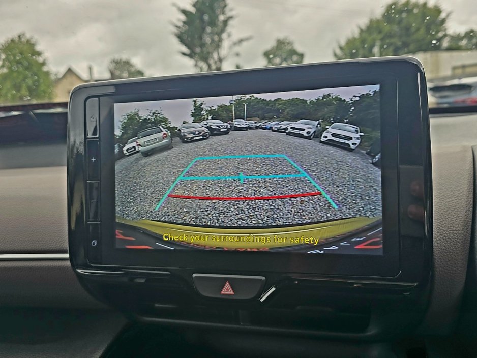Toyota Yaris 222 Cross 1.5 Hybrid/FSH/New NCT/1yr warrant — photo 6