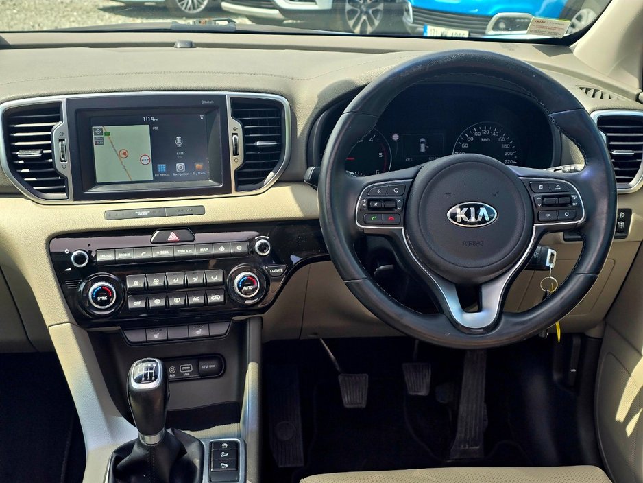 Kia Sportage 2018 1.7d PLATINUM/High spec/1yr warranty — photo 5