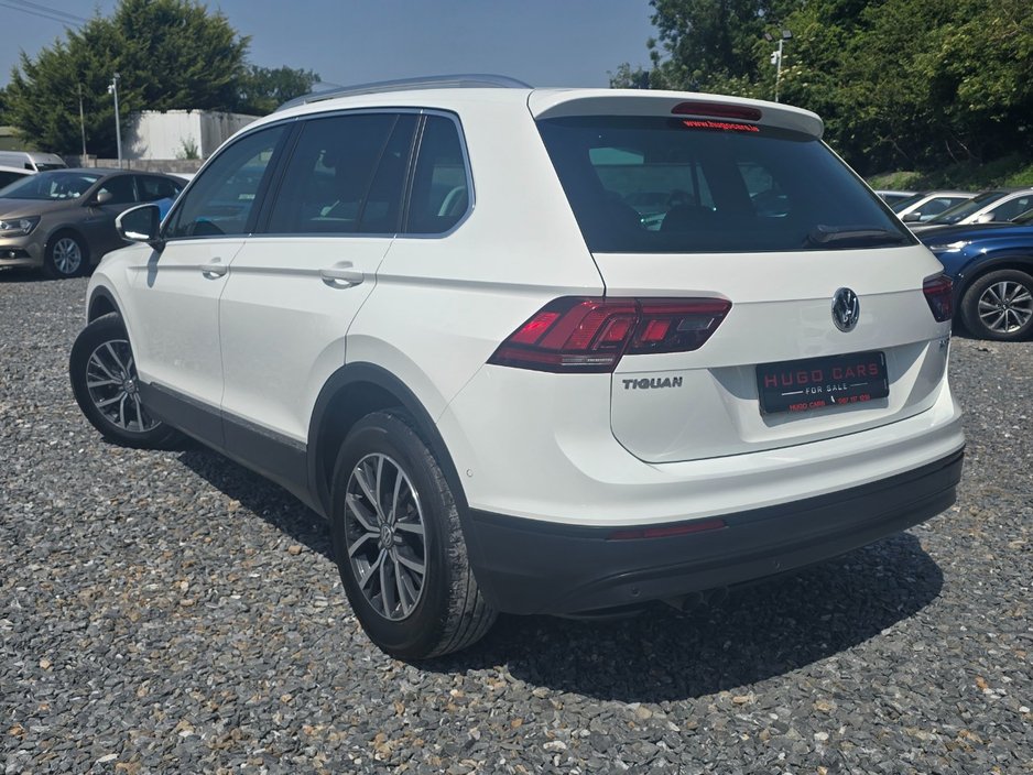Volkswagen Tiguan 172 2.0d Comfortline/FSH/Warranty — photo 2