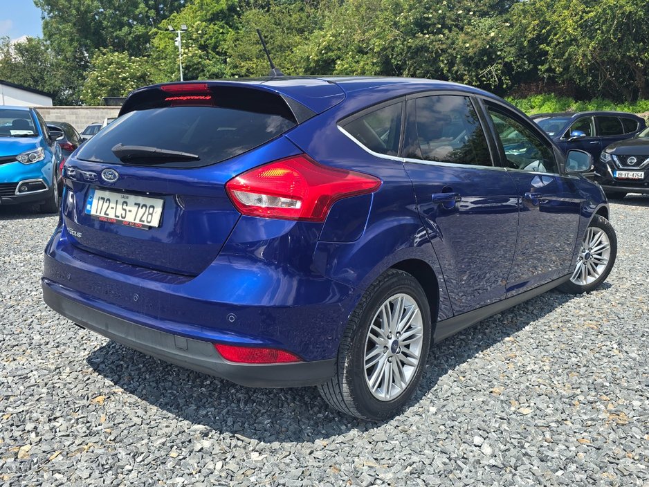 Ford Focus 172 1.5tdci Edition sold with Warranty — photo 4