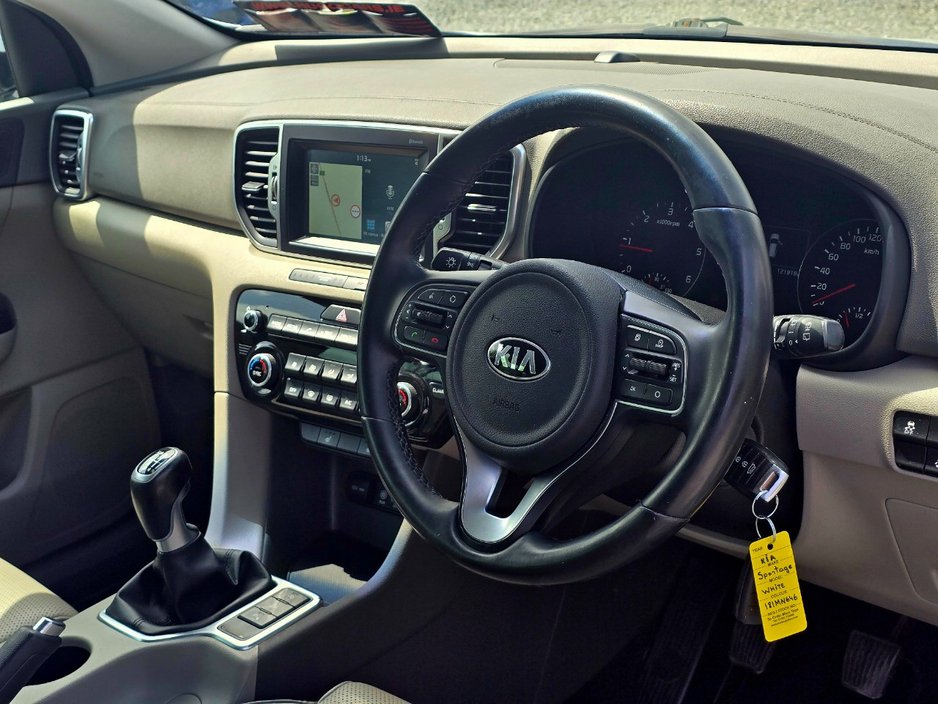 Kia Sportage 2018 1.7d PLATINUM/High spec/1yr warranty — photo 9