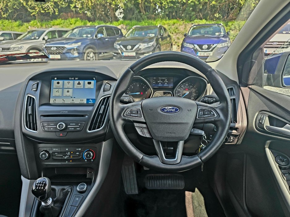 Ford Focus 172 1.5tdci Edition sold with Warranty — photo 7