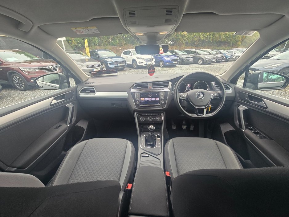Volkswagen Tiguan 162 2.0tdi/FSH/High spec/Warranty — photo 7
