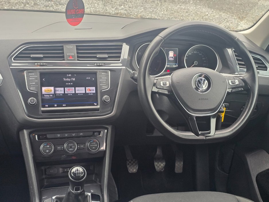 Volkswagen Tiguan 162 2.0tdi/FSH/High spec/Warranty — photo 8