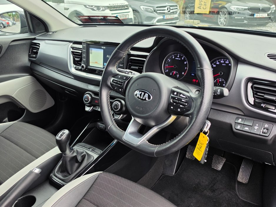 Kia Stonic 172 1.4/High spec/Irish/Warranty — photo 5