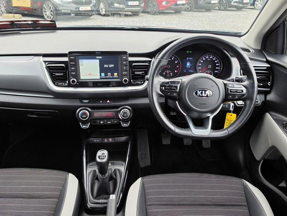 Kia Stonic 172 1.4/High spec/Irish/Warranty — photo 6