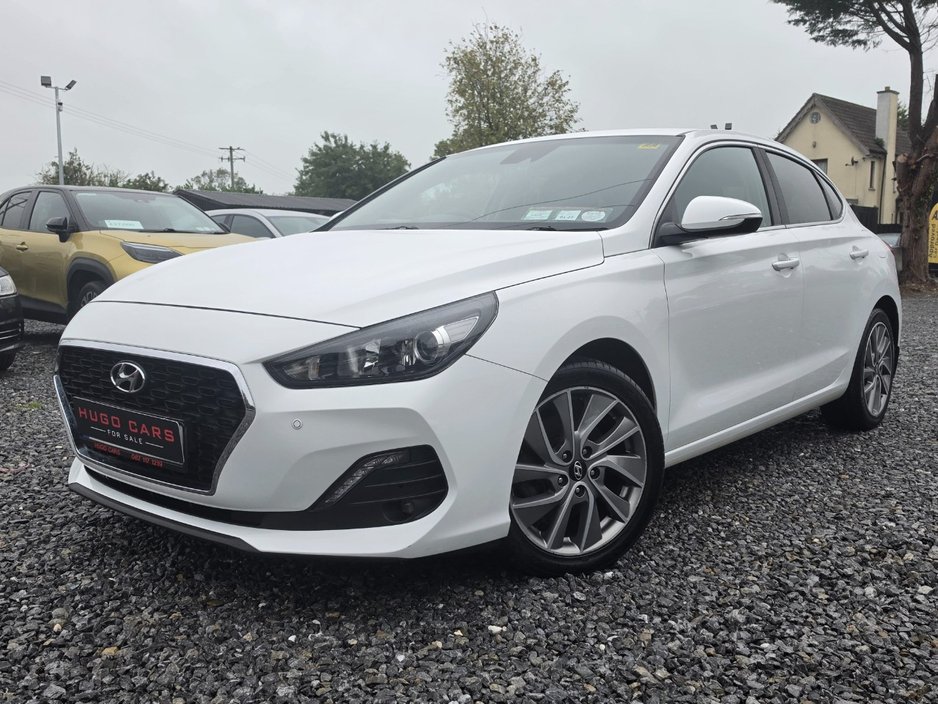 Hyundai i30 182 Fastback/FSH/High spec/Warranty — photo 4