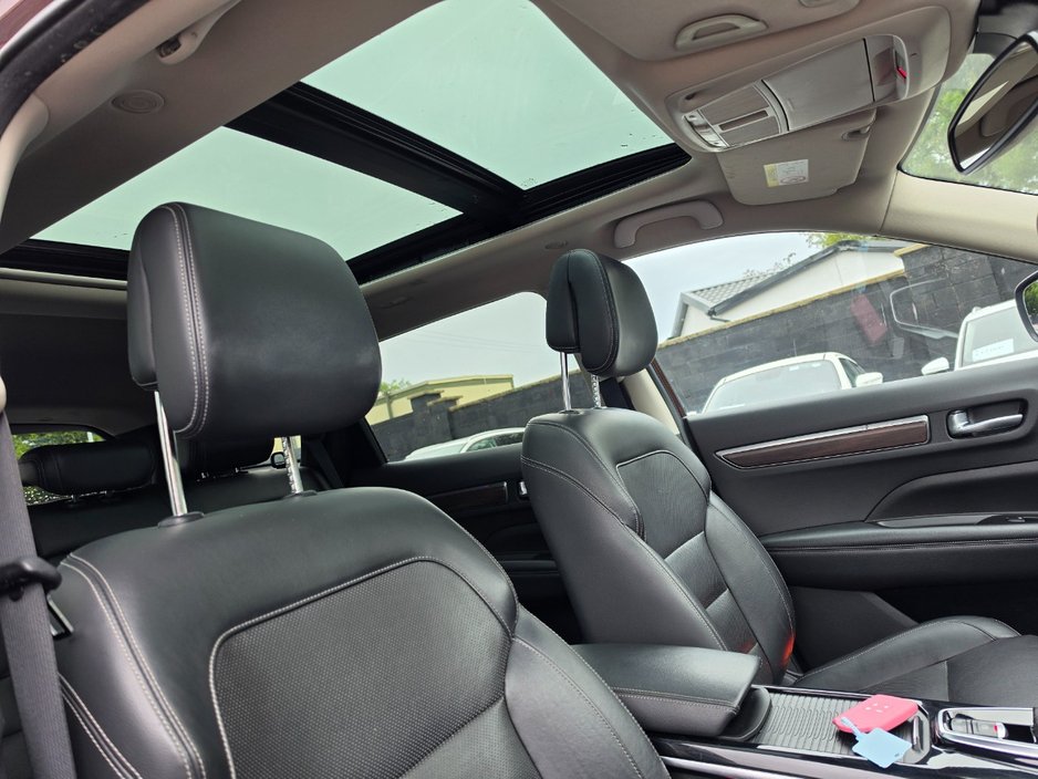 Renault Koleos 182 2.0d Automatic 4WD/High spec/Warranty — photo 7