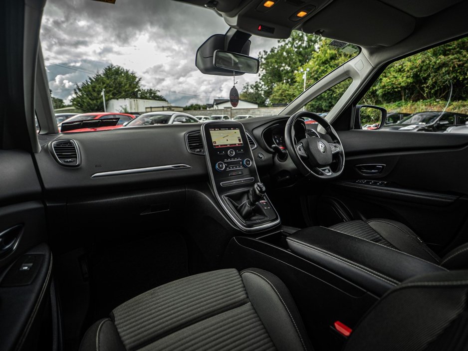 Renault Grand Scenic 2019 1.8d/New NCT/6m Warranty — photo 6