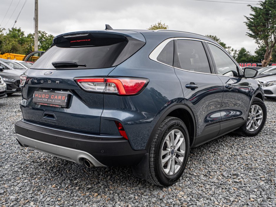 Ford Kuga 202 1.5d TITANIUM/1 Owner/Warranty — photo 3
