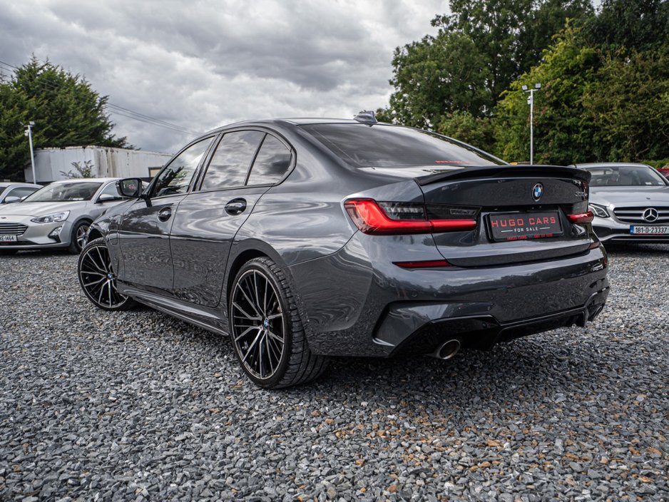 BMW 3 Series 2021 BMW 330e M-Sport/High-spec/1yr Warranty — photo 2