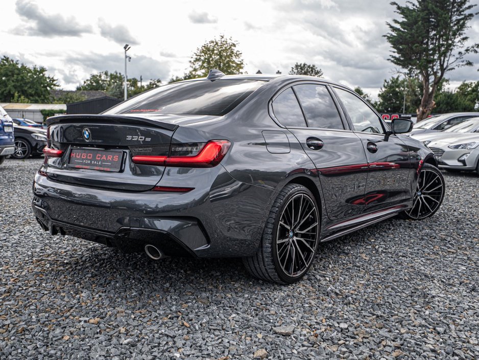 BMW 3 Series 2021 BMW 330e M-Sport/High-spec/1yr Warranty — photo 3