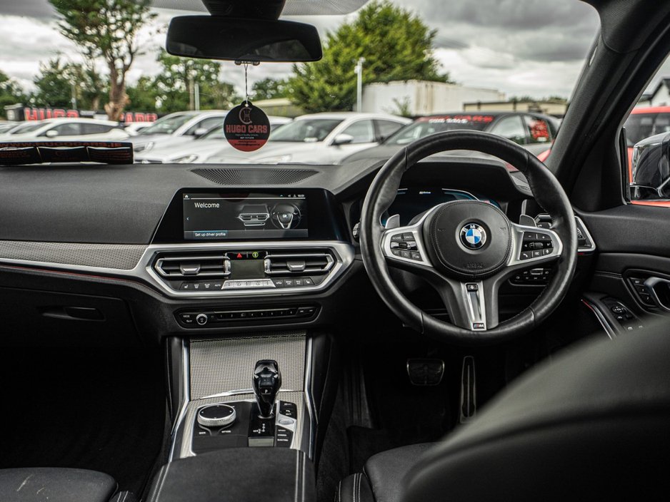 BMW 3 Series 2021 BMW 330e M-Sport/High-spec/1yr Warranty — photo 5