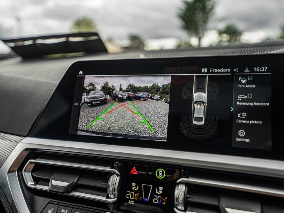BMW 3 Series 2021 BMW 330e M-Sport/High-spec/1yr Warranty — photo 6