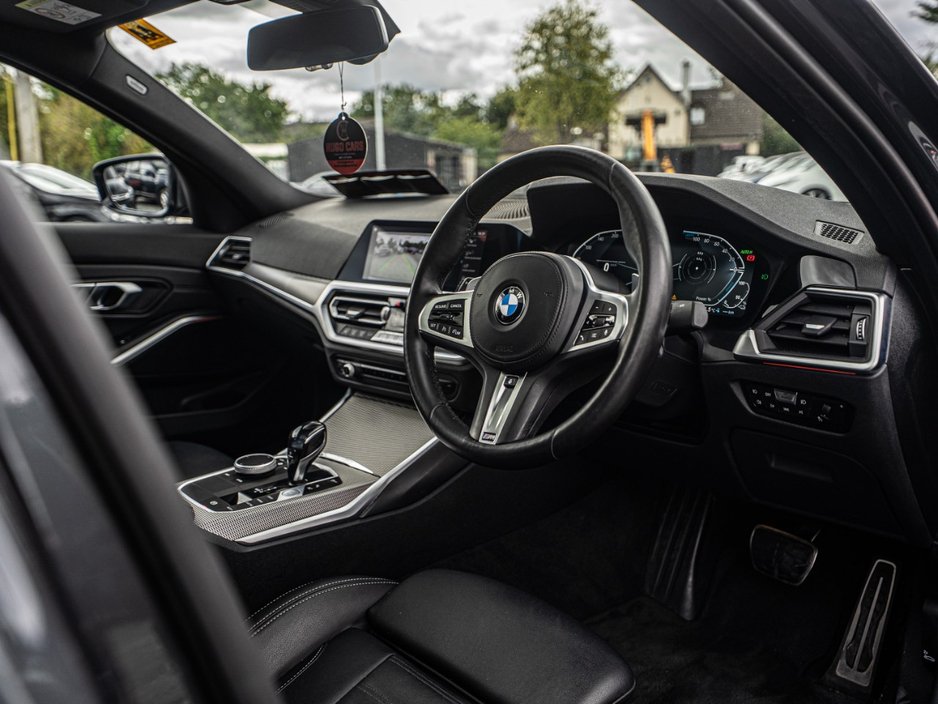 BMW 3 Series 2021 BMW 330e M-Sport/High-spec/1yr Warranty — photo 8