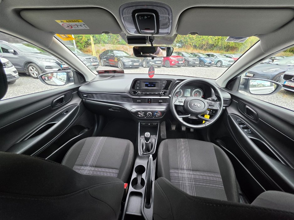 Hyundai i20 2022 Classic/1 Owner/1yr Warranty — photo 7