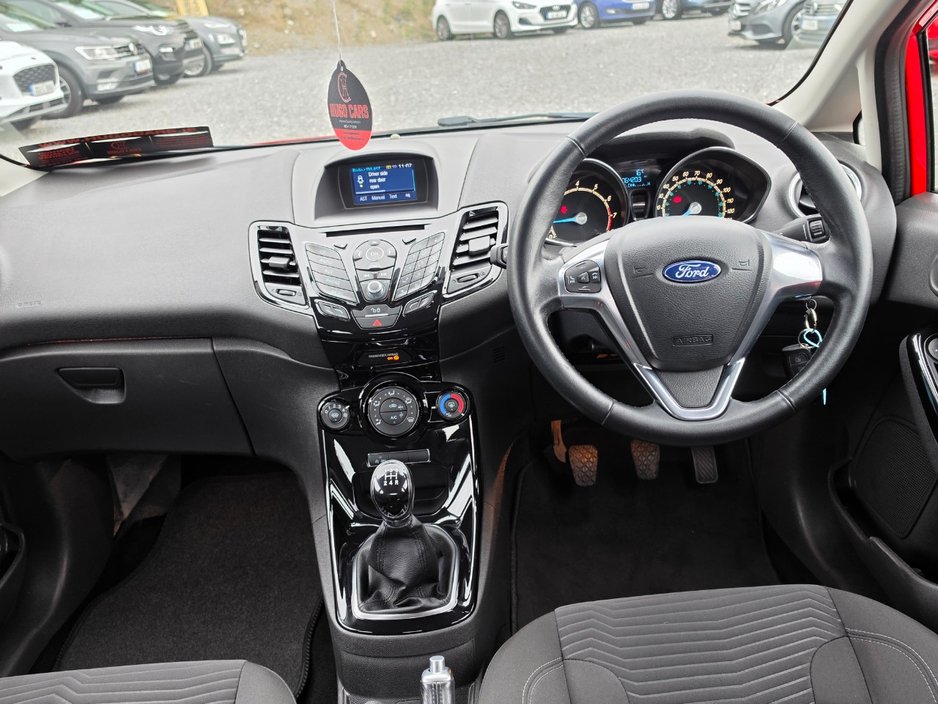Ford Fiesta 2016 1.0/Low mileage/Warranty — photo 6