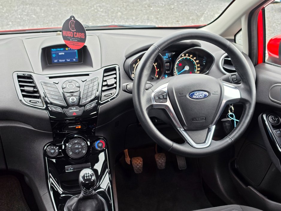 Ford Fiesta 2016 1.0/Low mileage/Warranty — photo 8