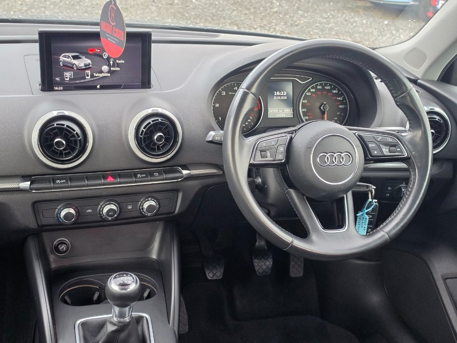 Audi A3 2018 1.6tdi/Same Owner 4yrs/New T-Belt — photo 8