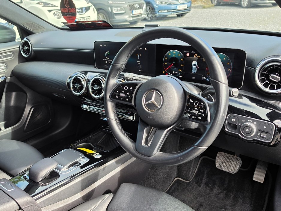Mercedes-Benz A Class 182 Merc A180 1.3 Automatic/High spec/Warranty — photo 5