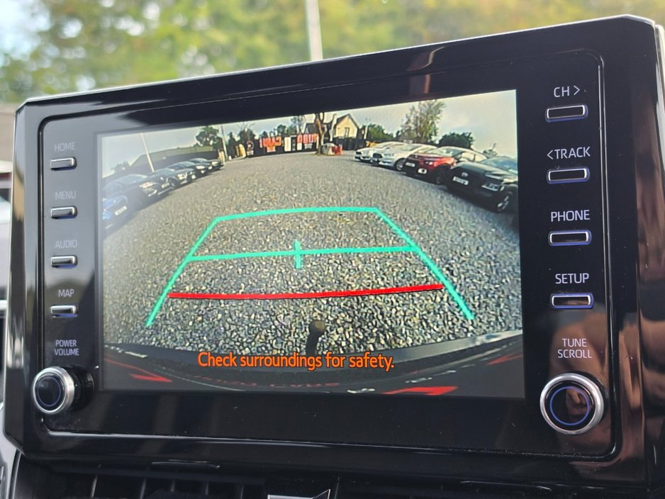 Toyota Corolla 202 1.8 Hybrid/FSH/1 Owner/1yr Warranty — photo 6