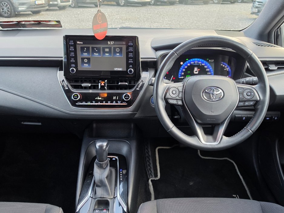 Toyota Corolla 202 1.8 Hybrid/FSH/1 Owner/1yr Warranty — photo 7