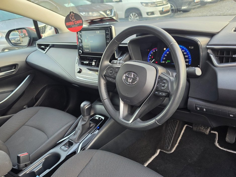 Toyota Corolla 202 Hybrid/1 Owner/FSH/Warranty — photo 5