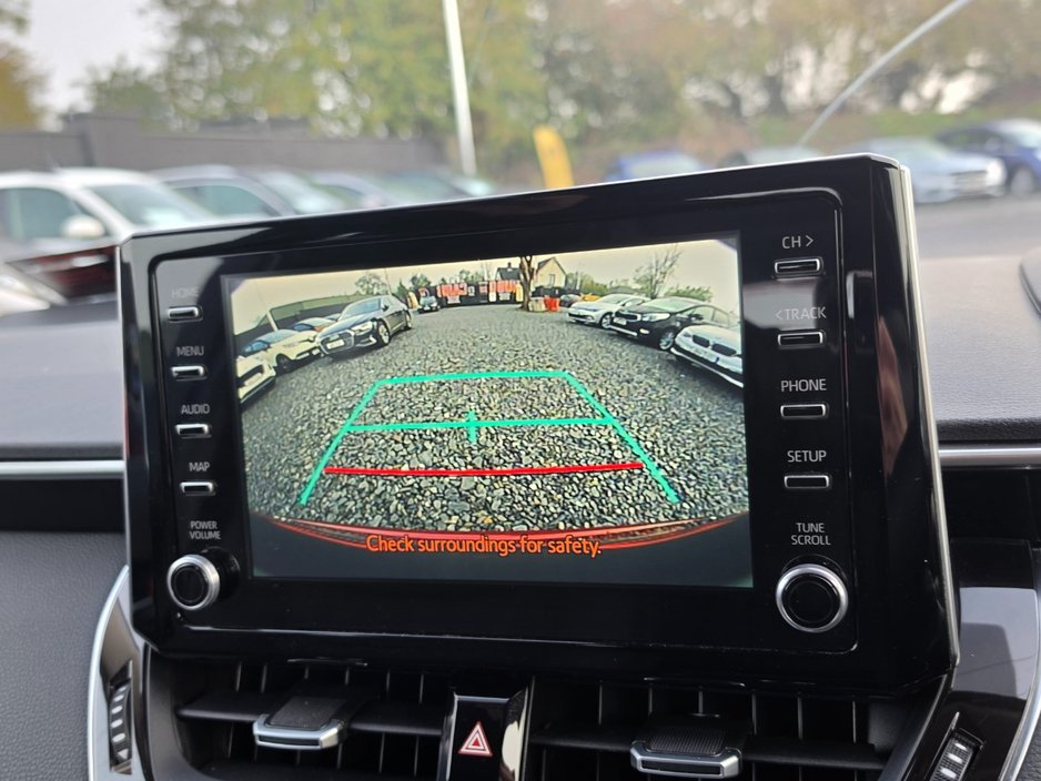 Toyota Corolla 202 Hybrid/1 Owner/FSH/Warranty — photo 6