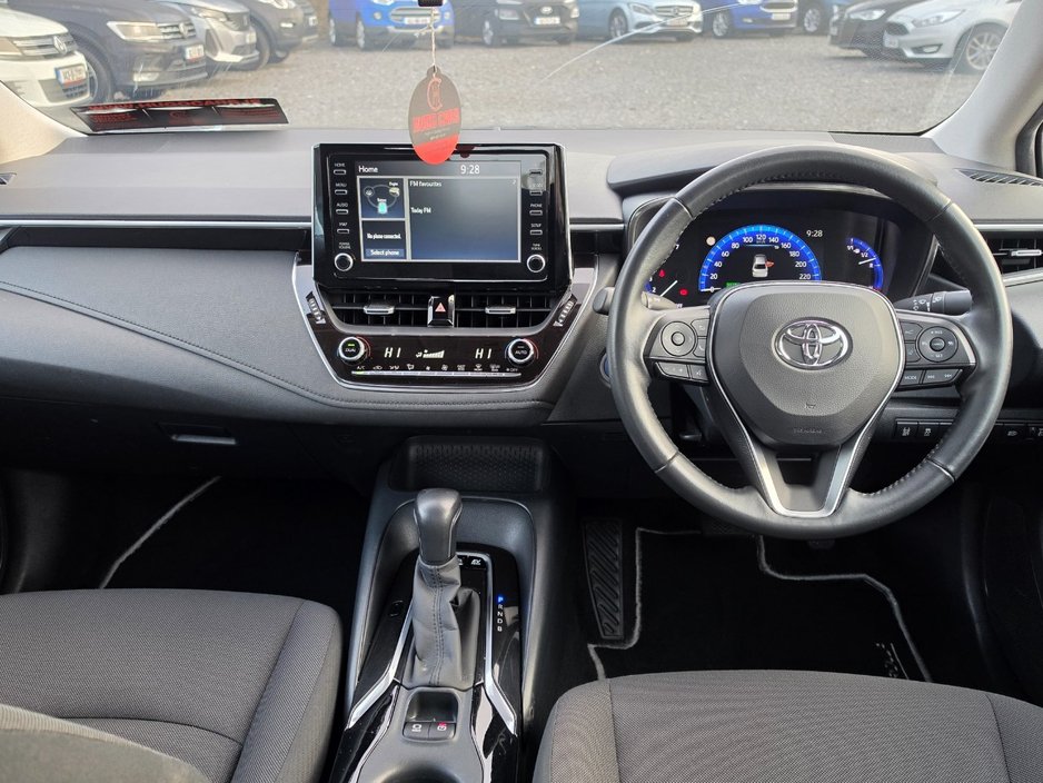 Toyota Corolla 202 Hybrid/1 Owner/FSH/Warranty — photo 7
