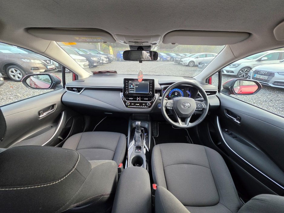 Toyota Corolla 202 Hybrid/1 Owner/FSH/Warranty — photo 8