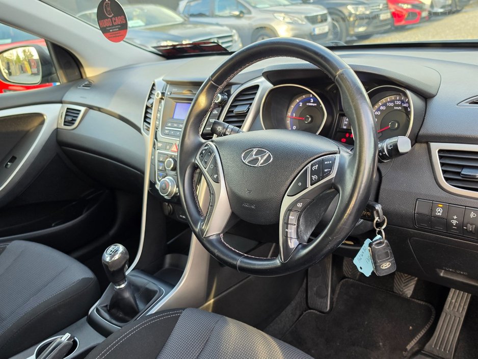 Hyundai i30 142 1.6d Deluxe/New NCT/Warranty — photo 5