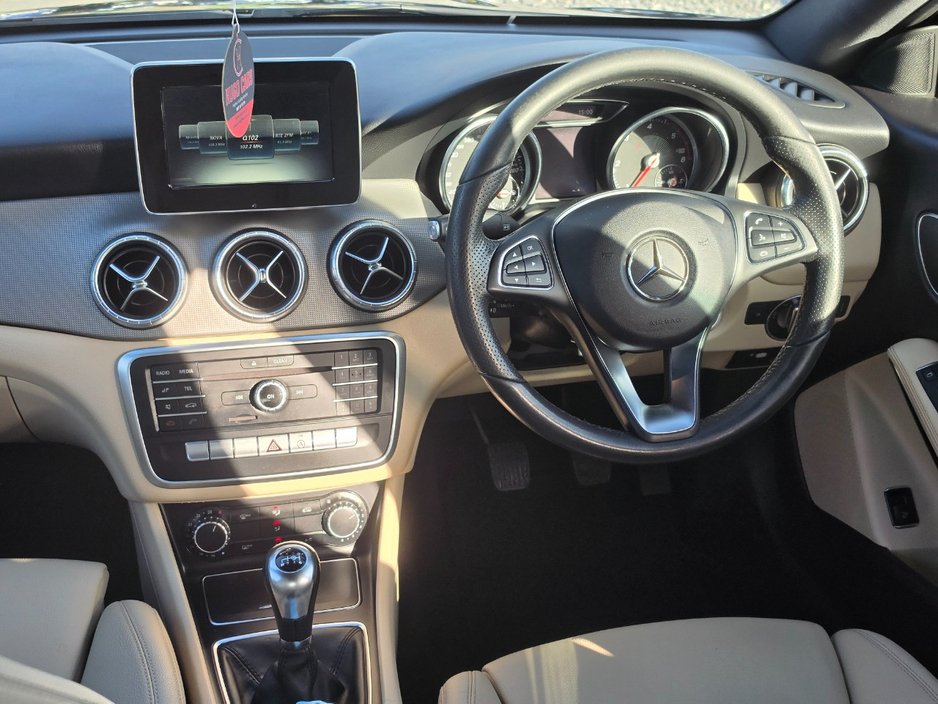 Mercedes-Benz CLA Class 172 Mercedes-Benz CLA 180d/Low km/Irish/Warranty — photo 8