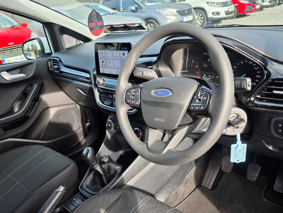 Ford Fiesta 202 1.1/Only 14k kms/FSH/Warranty — photo 5